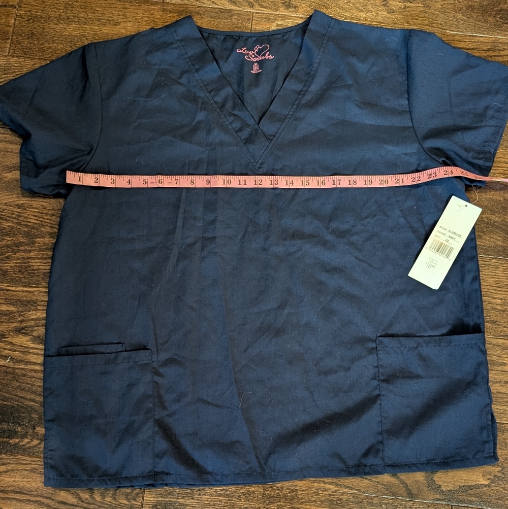 NWT Luv Scrubs Short Sleeve Top Sz 2X - Picture 4 of 5